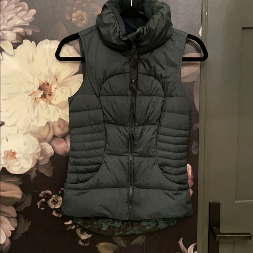 Lululemon vest